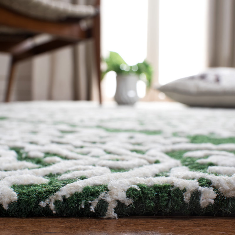 Arissa Hand Tufted Wool/Viscose Damask Rug in Green/Ivory, Rectangle 3' x 5'