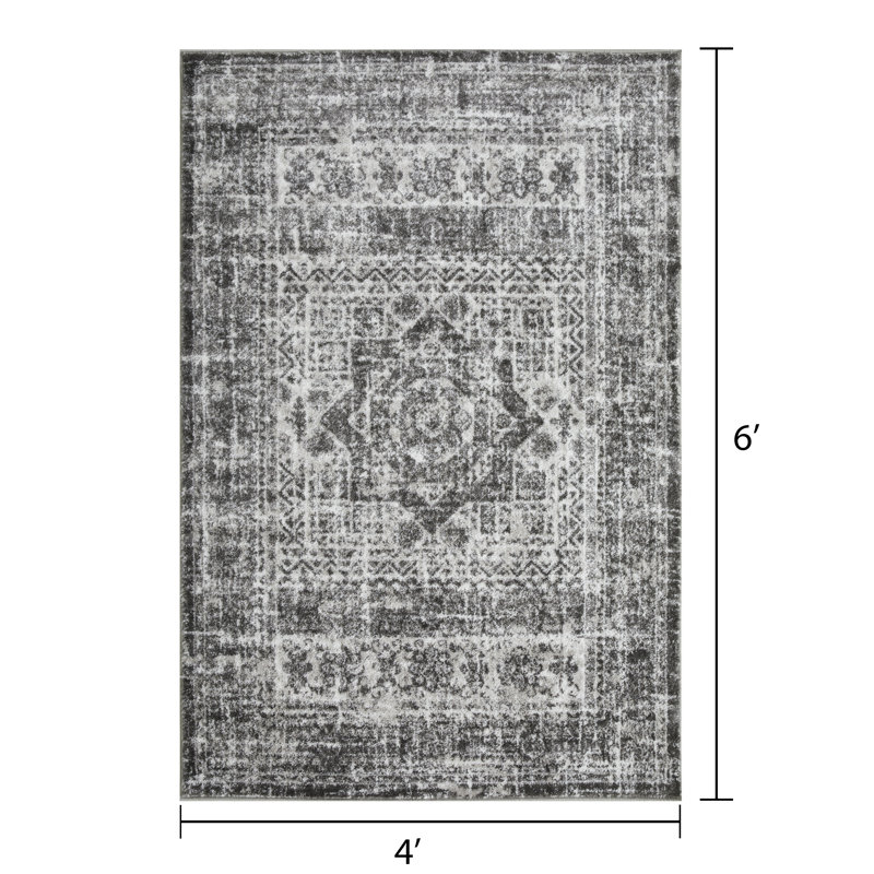 Ragheb Oriental Indoor Rug, Rectangle 4' x 6'