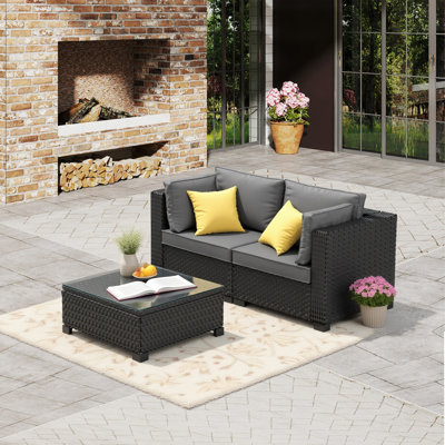  𝗣𝗿𝗲- 𝗮𝘀𝘀𝗲𝗺𝗯𝗹𝗲𝗱 𝗖𝗵𝗮𝗶𝗿𝘀, Ensemble de meubles de patio pour 2 personnes Ensemble de conversation modulaire en rotin avec canapé et table basse
