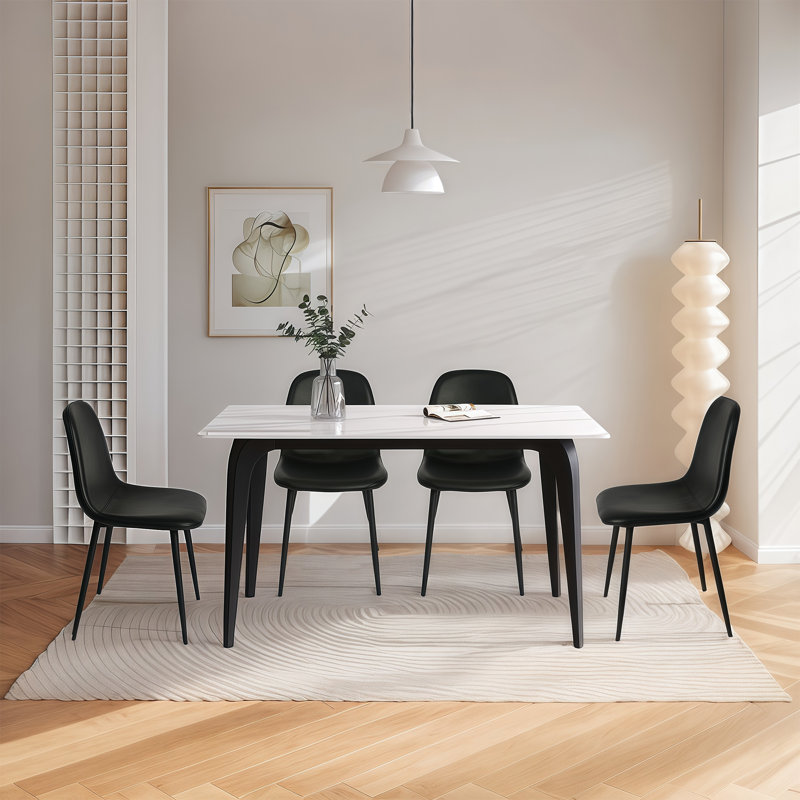 Ensemble de 4 chaises de salle à manger modernes en similicuir noir sans accoudoirs avec dossier en similicuir et pieds en métal pour la cuisine, la salle à manger, le salon et la salle de réunion