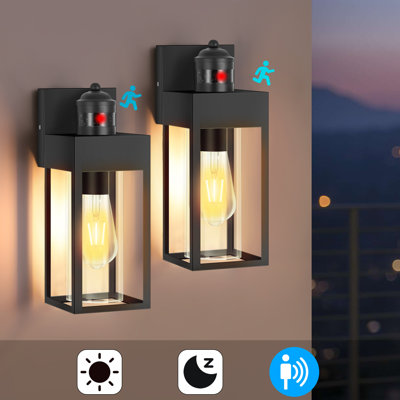 Ensemble de 2 lumières murales intelligentes à capteur de mouvement Smart Security pour votre espace extérieur