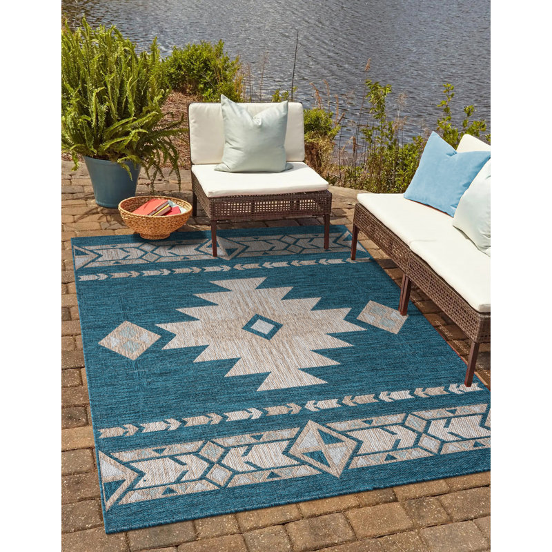 Kaymiah Southwestern Indoor Rug, Rectangle 5' x 6'11"