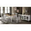 Buffet Coastal 2 portes avec plateau en bois naturel, base blanche et rangement pour articles de bar