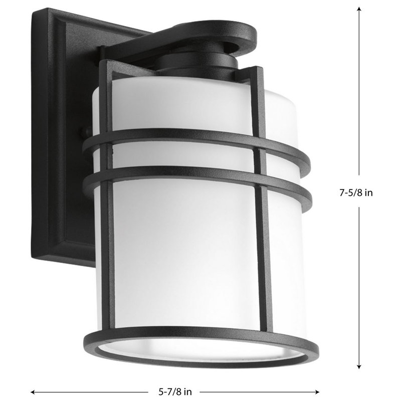 Lanterne murale d'extérieur Nova Nova, H 7,62 po x l 5,87 po x P 4,87 po