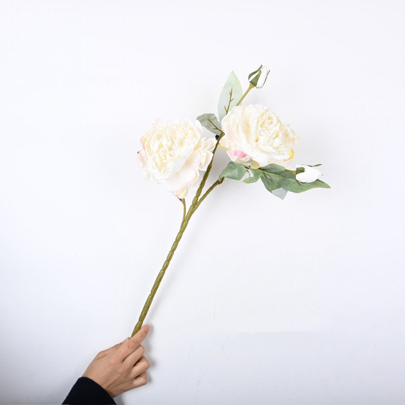 Arrangement de pivoines en soie, Blanc
