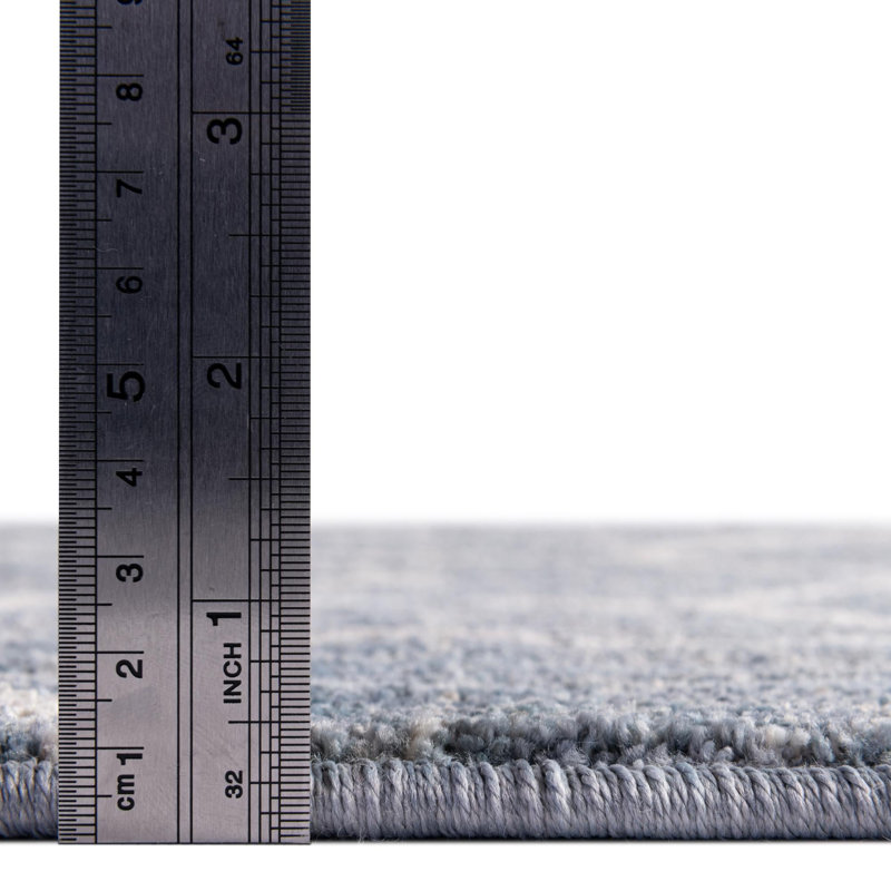 Breze Geometric Indoor Rug, Runner 2' x 6'