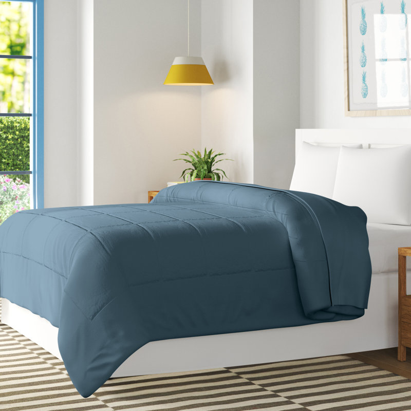 Édredon en duvet synthétique toutes saisons - Basics by Wayfair ™, Double/grand, Bleu crépuscule