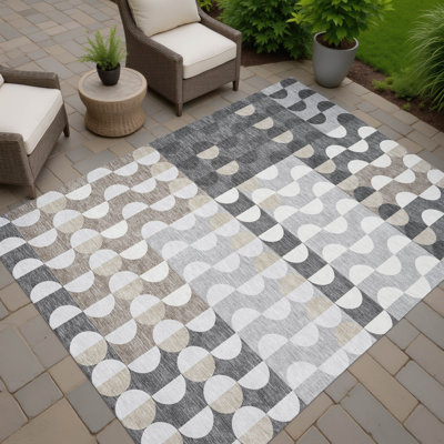 Tapis géométrique intérieur / extérieur lavable à la machine Chantille ACN2816