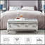 Banc luxueux avec repose-pieds rectangulaire en similicuir avec boutons en cristal pour un décor de chambre à coucher élégant et des sièges supplémentaires