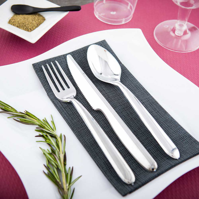 Disposable Knives, Silver