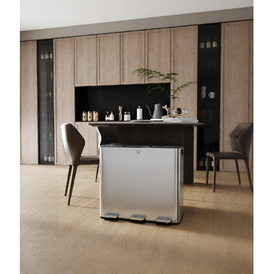 Poubelle à pédale en acier inoxydable et en plastique à trois compartiments, poubelle à pédale 3 x 20L pour le recyclage de la cuisine et le tri des déchets, grande poubelle pour appartement, garde-manger et buanderie