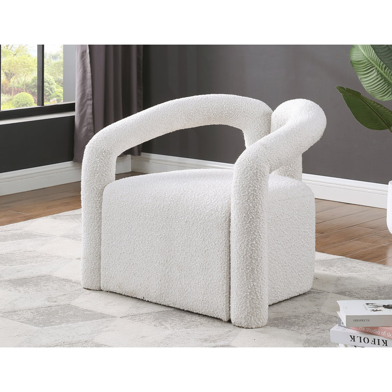 Fauteuil demi-tonneau Kierson, Crème Boucle