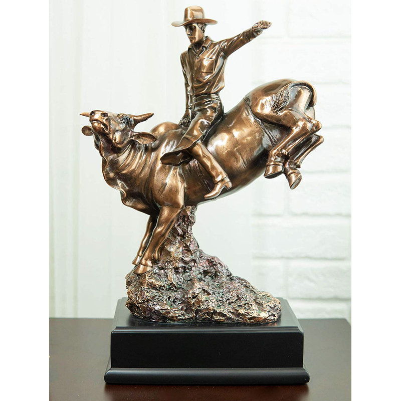 Blizzard People Figurines & Sculptures
