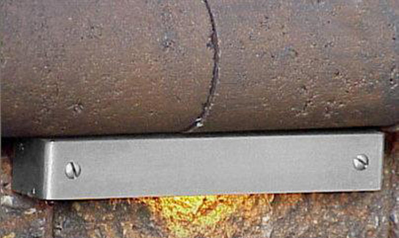 Marchepied en métal basse tension, Ardoise