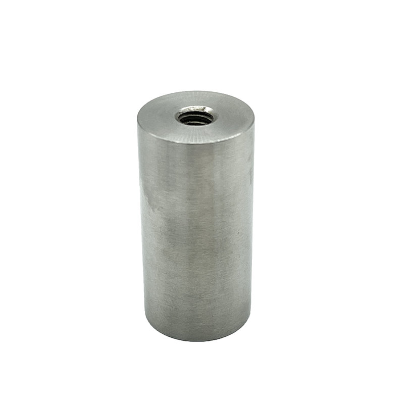 8D0F2013DBB14469817D91DFE9FF714E Base ronde en acier inoxydable brossé 3/4 po x 1/2 po