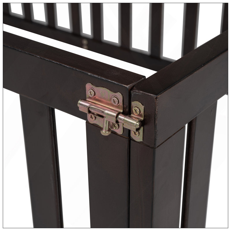 Structure de lit simple en bois avec clôture et porte, Noyer