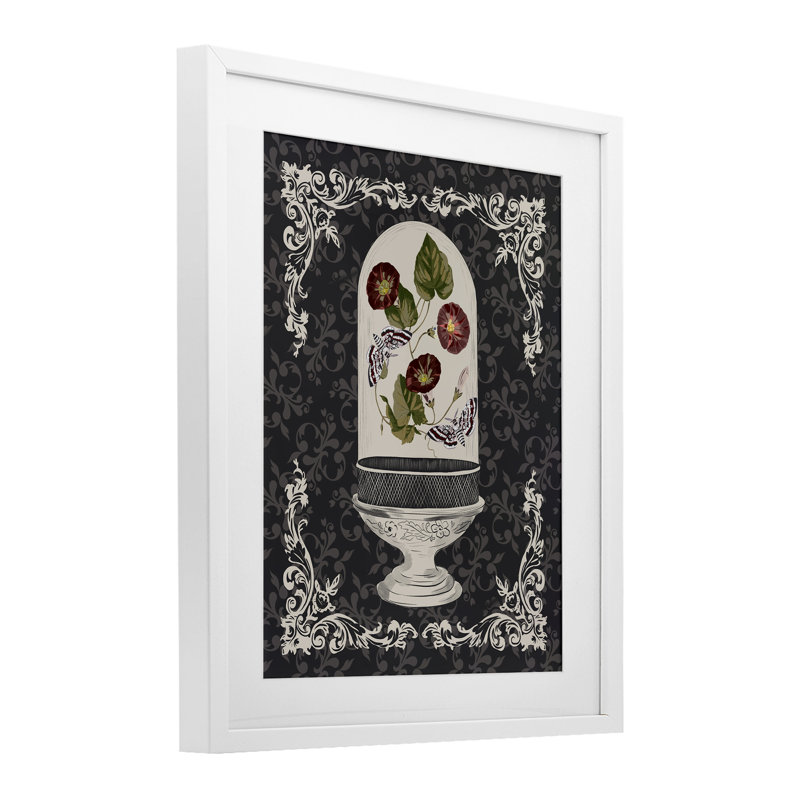 «Moths & Poppies in Glass Dome», reproduction encadrée sous verre, design par Radhika Modi, H 21 po x l 17 po