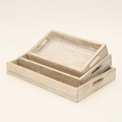 Plateau de service | Plateau imbriqué en bois blanc vieilli | Ensemble de 3
