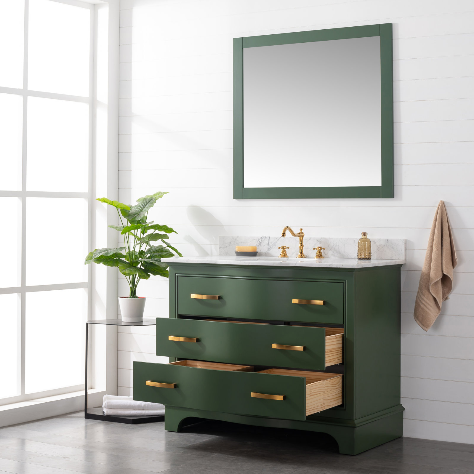Goleta 42" Pine Single Bathroom Vanity, Evergreen/Brushed Gold