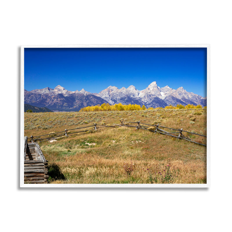 Vue panoramique sur la campagne, les pics, la clôture et la prairie par Daniel Sproul - photographie, Plaque murale