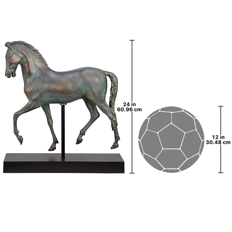 Statue d'étude de cheval classique