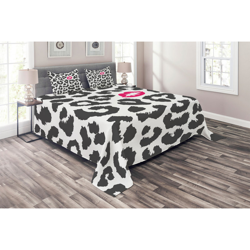 Animal Print Coverlet, King Bedspread + 2 Shams