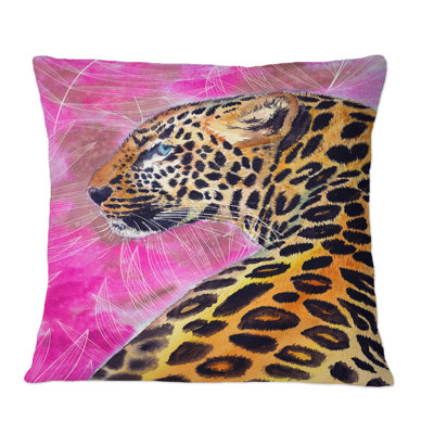 Léopard doré avec taches noires sur fond rose - coussin traditionnel imprimé