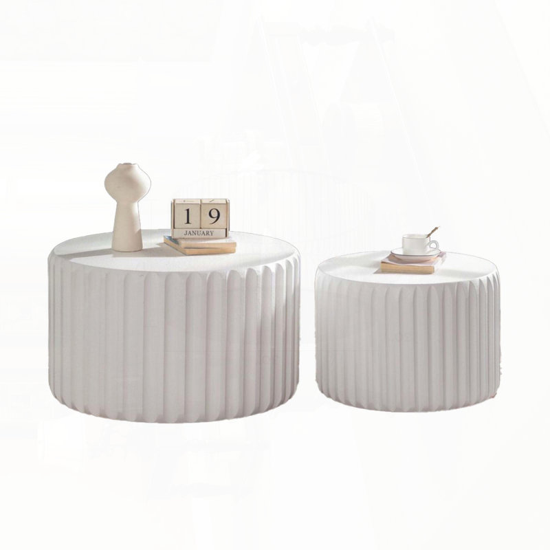 Ensemble de tables basses gigognes blanches festonnées