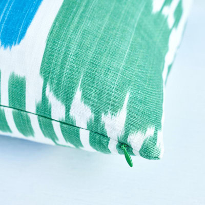 Kandira Pillow