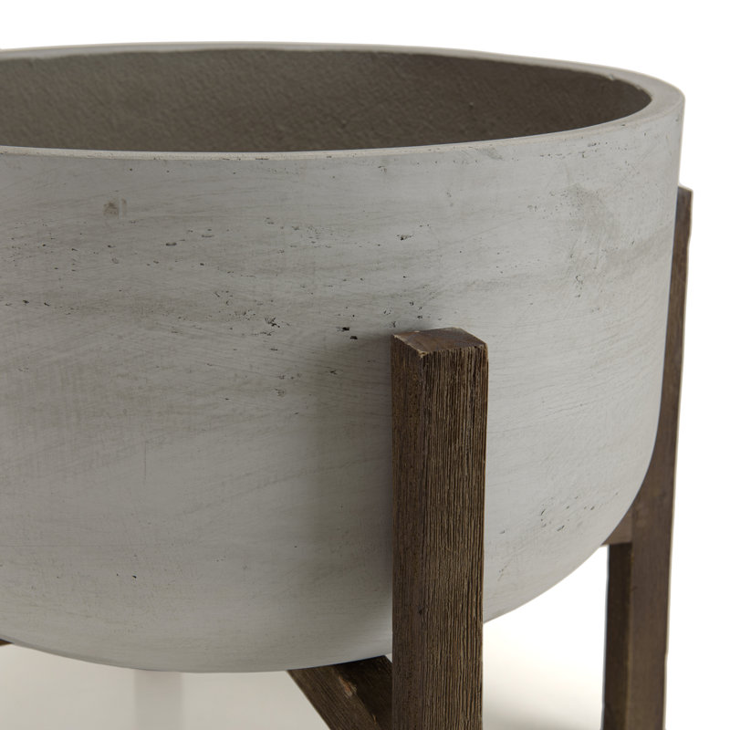 Akil Pot Planter
