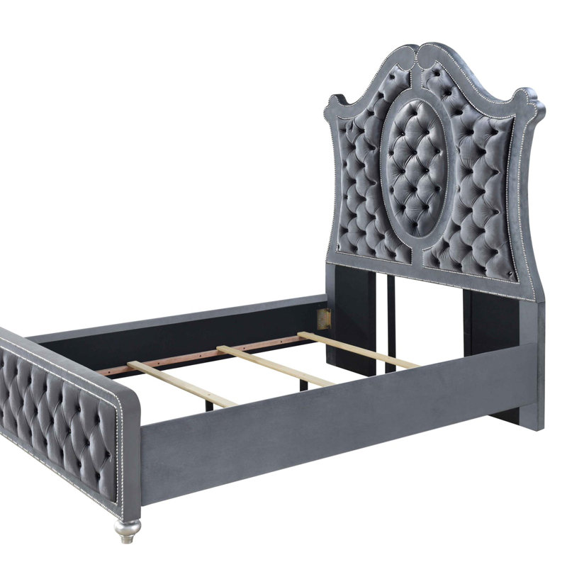 Lit de grand lit 1pc avec tête de lit capitonnée, revêtement luxueux et garniture cloutée complexe à motif de losanges touffeté de luxe moderne