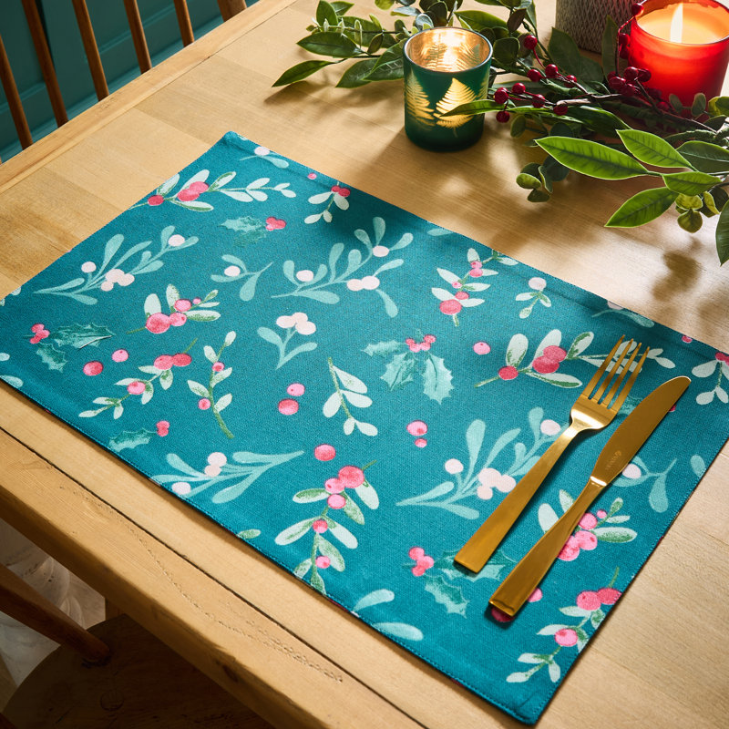Christmas Holly and Mistletoe Cotton Dining Placemat 4 Pack