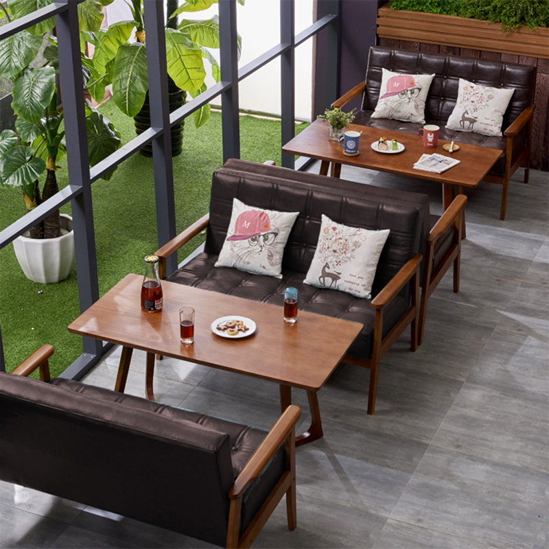 Banc de restaurant moderne et simple, Brun