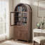 Armoire en dôme, en noyer, faite de matériaux de haute qualité et de fabrication ancienne, avec un grand espace de rangement