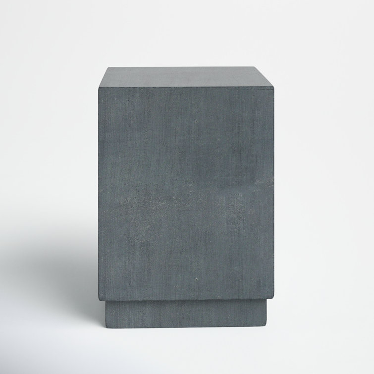 Novato Indoor/Outdoor Cement Side Table