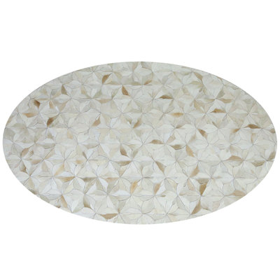 Tapis unique en peau de vache