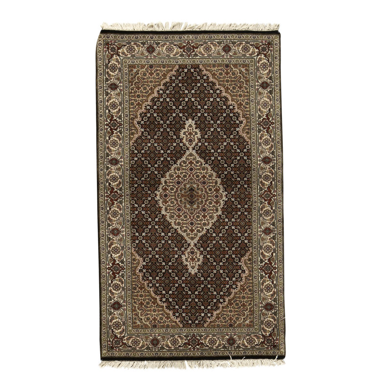 Tapis noir et vin noué à la main de haute qualité