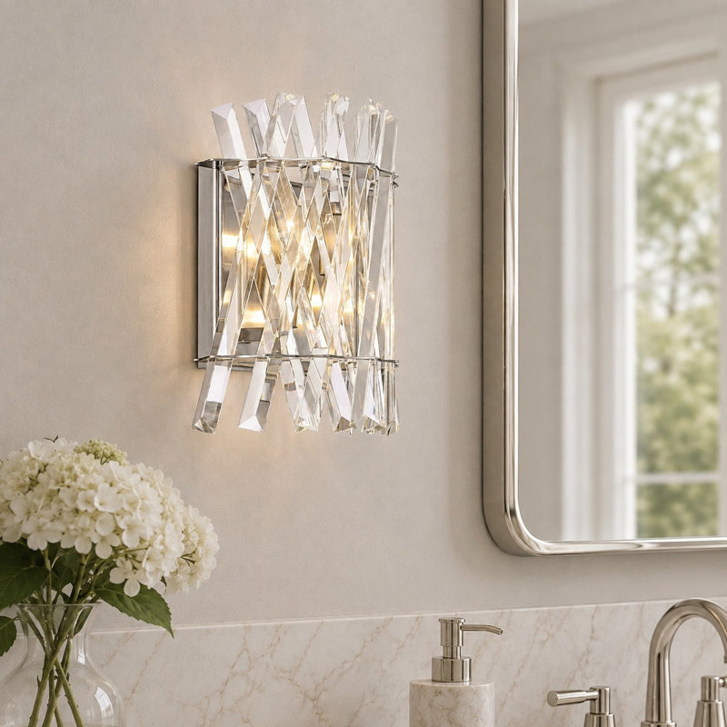 Applique murale moderne à 2 lumières en nickel poli de 19,7 cm (7,75 po) avec accents de cristal superposés, idéale pour le miroir de salle de bain et les toilettes.