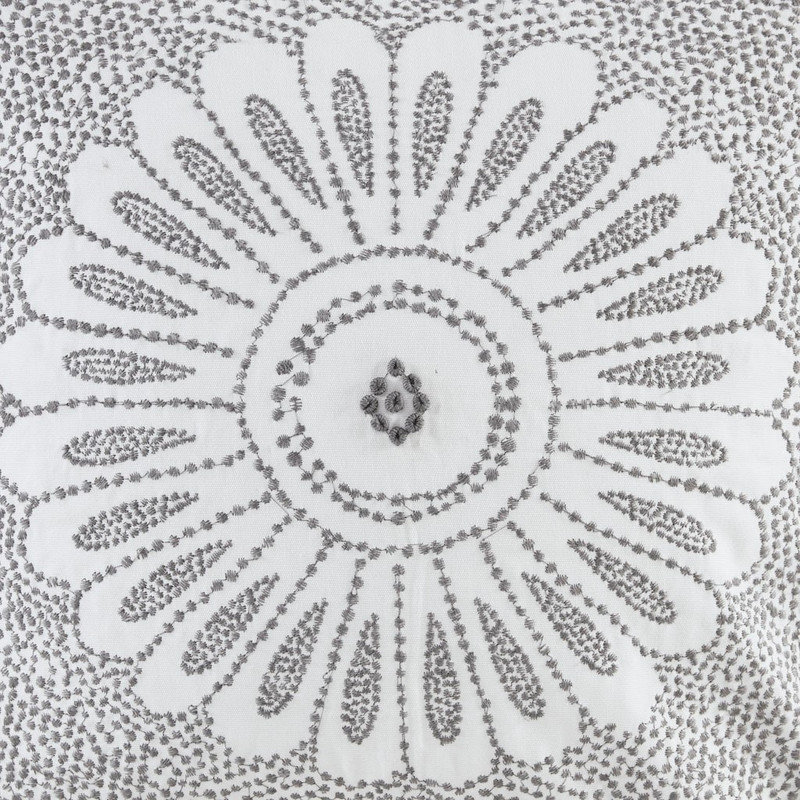 Coussin décoratif carré en toile brodée 20 pi x 20 po Mandala