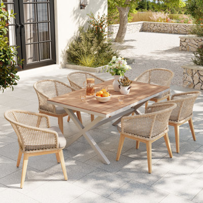Outdoor 6-person Dining Set With Cushions