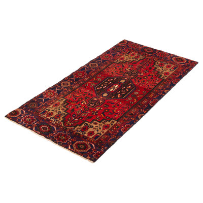 Tapis rouge noué à la main One Of Kind 3 pi 10 po x 6 pi 6 po Andelz