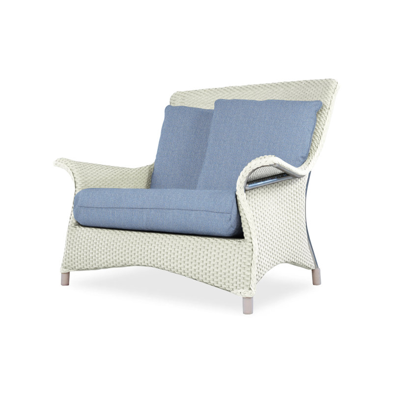 Mandalay Outdoor Lounge Chair, Demo Skyway, Hickory
