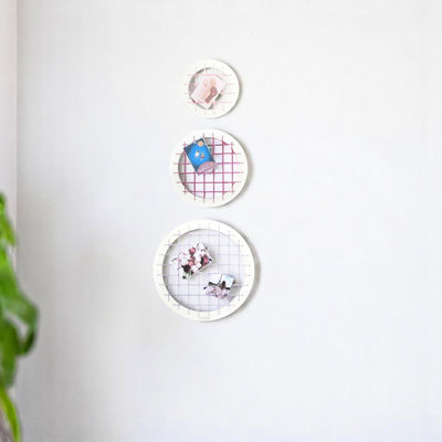 Pink Circle Solid Wood Memory Board Wall Decor In 3 Sizes, Modern Style For Study To Showcase Memories Hallway Display Photos