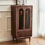 Vitrines en bois massif brun noisette