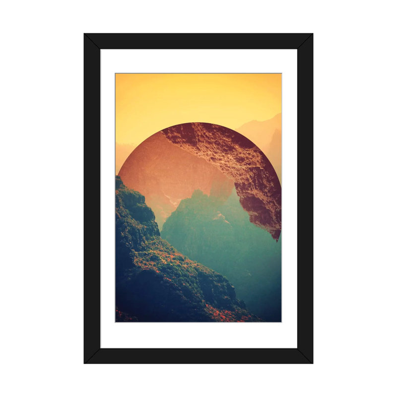 «Esfera», impression sur toile tendue, H 32 po x l 24 po x P 1 po, Papier d'art encadré noir, Blanc