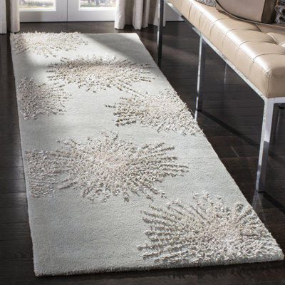 Hand Tufted Wool Floral Indoor Rug