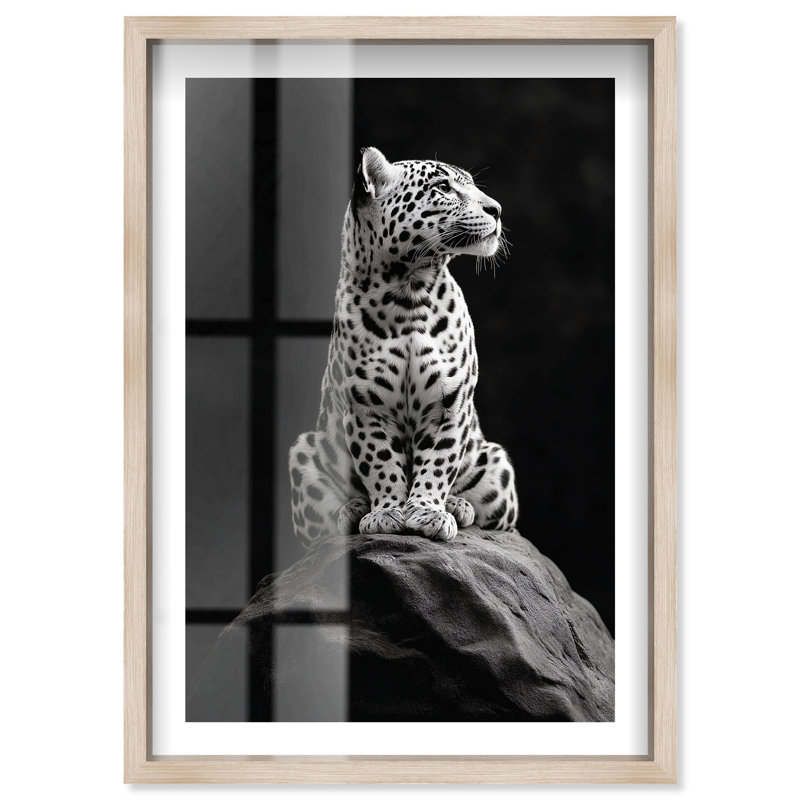 «Phantom Feline II» par Notoriart, H 31 po x l 21 po, Crème, crème