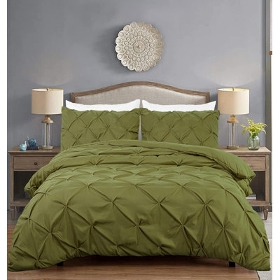 Berlin Pintuck Microfiber 3-Piece Comforter Set