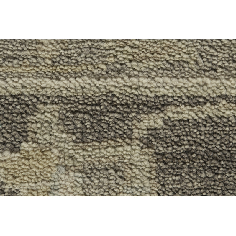 Tapis beige/gris anthracite à la main noué la Newby, Rectangle 7 pi 9 po x 9 pi 9 po