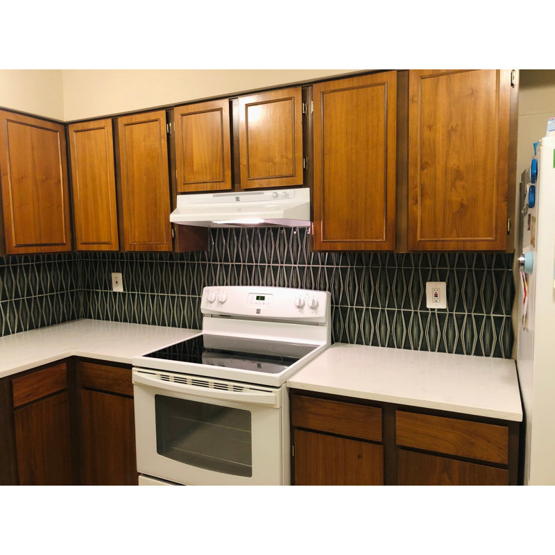 Nabi Harlequin 2X8 Crackled Glossy Glass Mosaic Tile, Deep Emerald Green